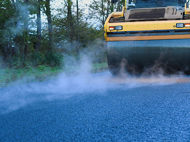 Asphalt surfacing and sealcoating project